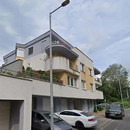 Melanias Center Banska Bystrica, 47m Terasse 2min Europa Shopping Center, Ministry Of Fun And Dukla Athletic Stadium Daire *